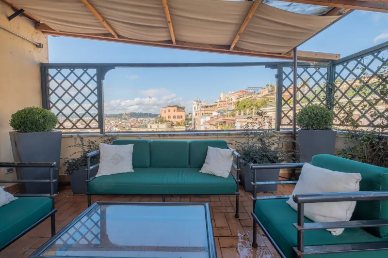 Attico con vista e terrazza a Roma