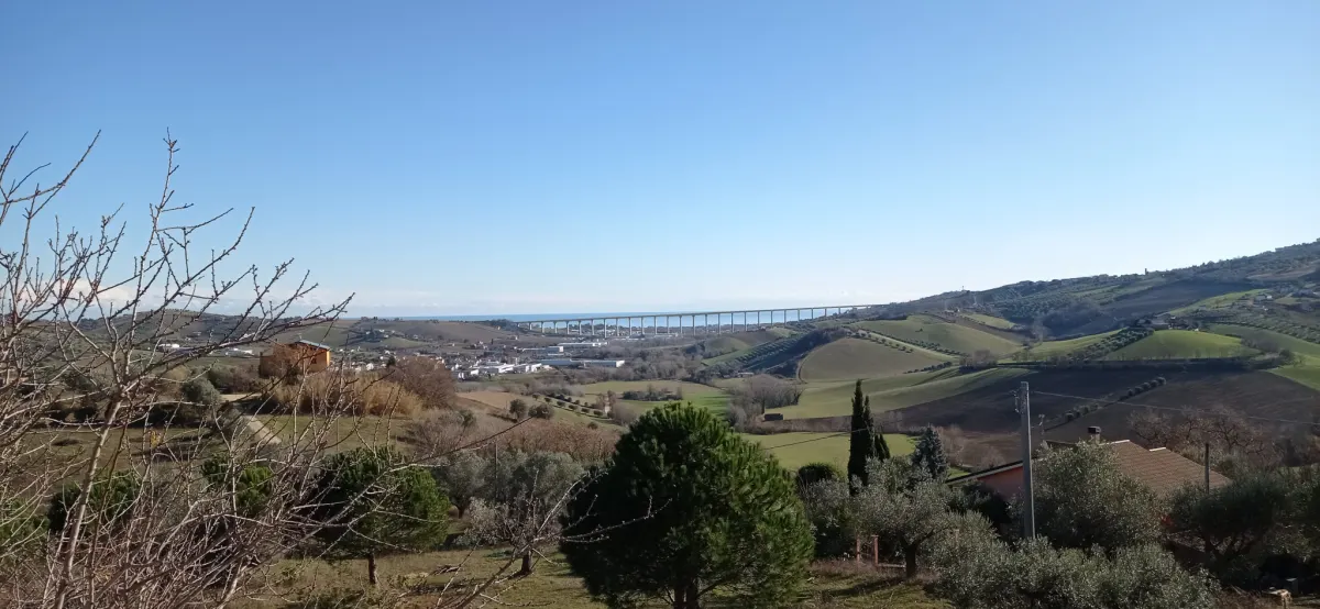 VILLA PANORAMICA CON AMPIO GIARDINO · foto 23
