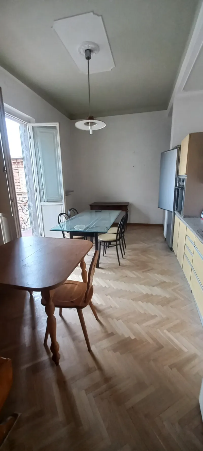Appartamento arredato in palazzo signorile del centro storico · foto 3