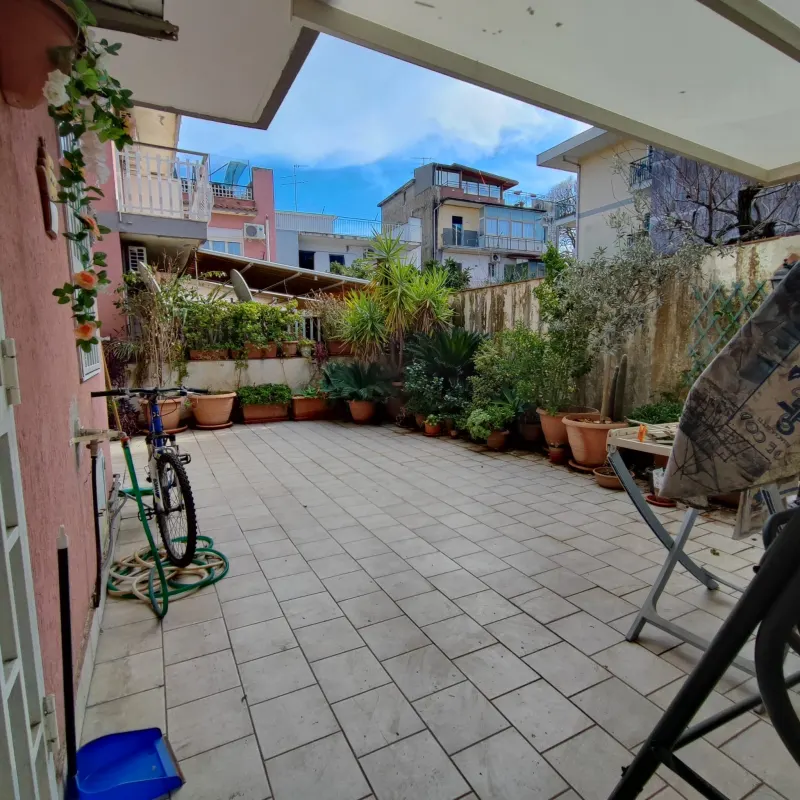 5 Vani con Terrazzo e Garage · foto 4