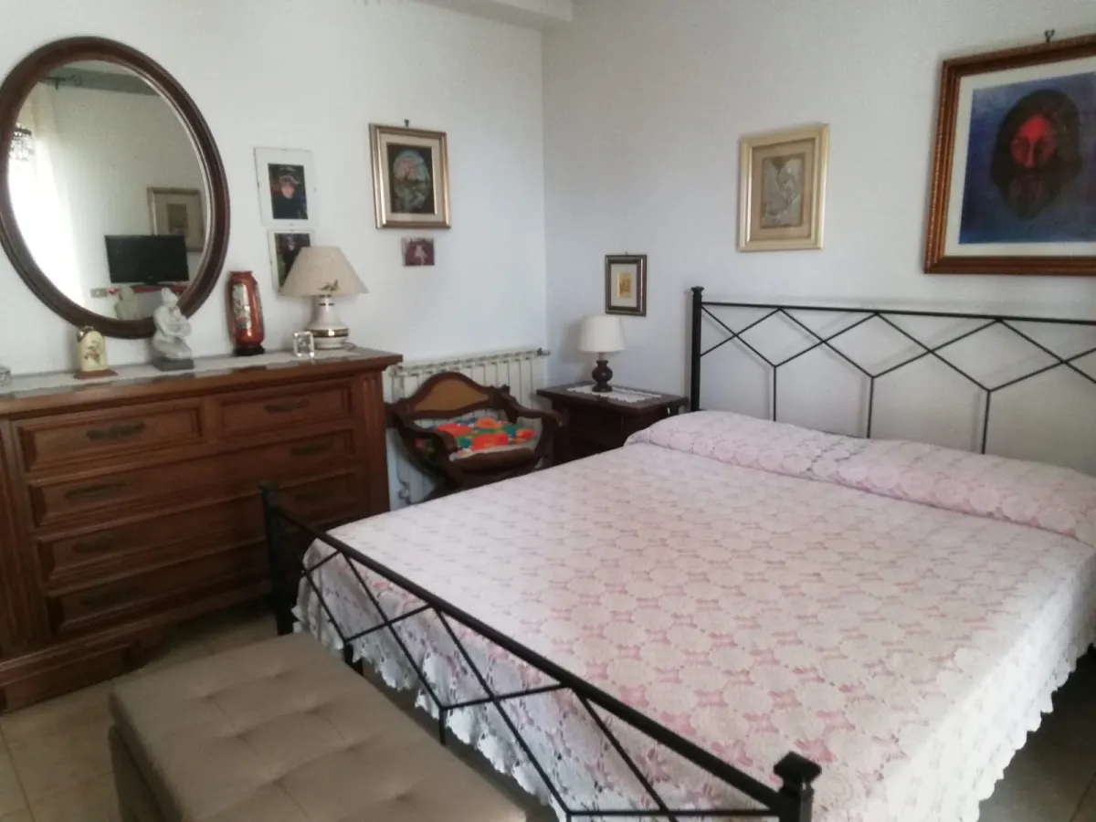Trivani, Terrazzo, Giardini, Garage · foto 16