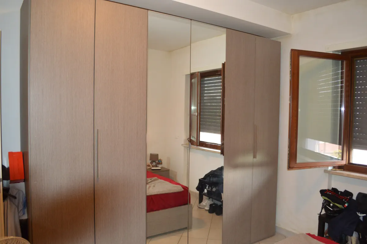 Appartamento con giardino privato · foto 8