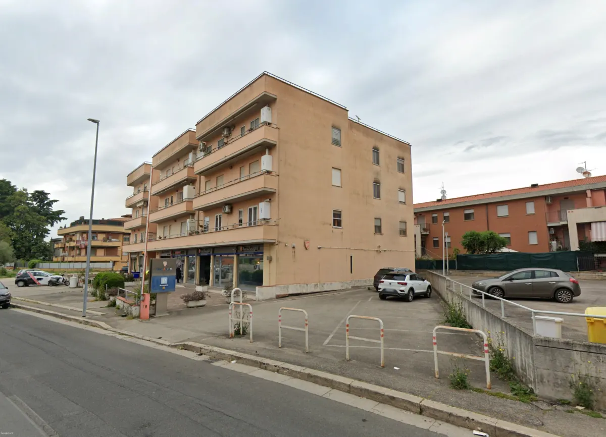 Appartamento zona centro · foto 10