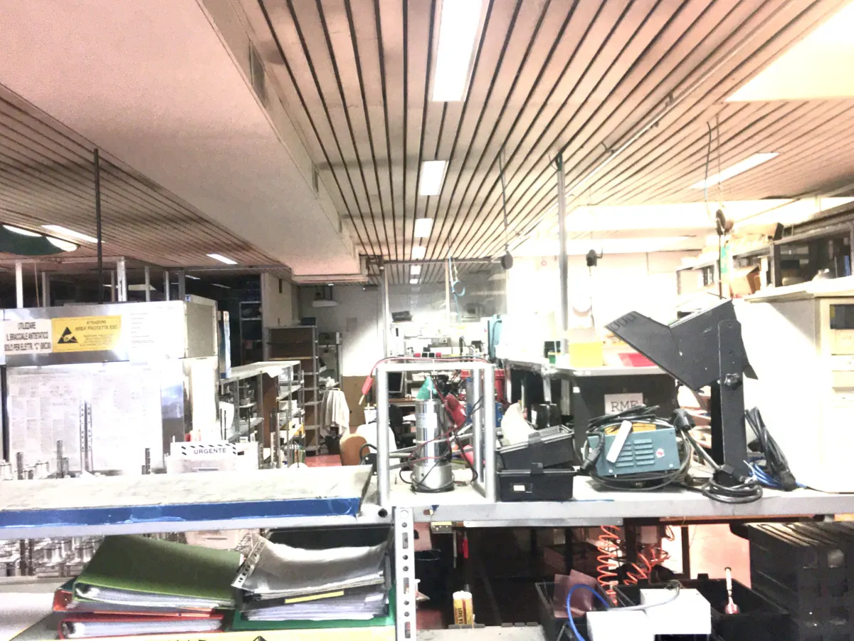 VENDESI laboratorio · foto 26