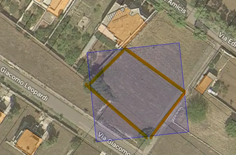 Terreno in vendita in Via Giacomo Leopardi, Carpignano Salentino · foto 2