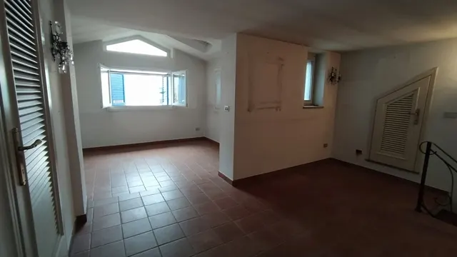 Trilocale su due livelli in centro · foto 16