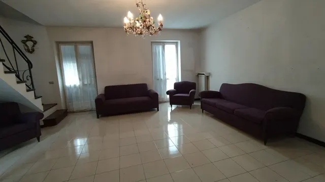 Trilocale su due livelli in centro · foto 7