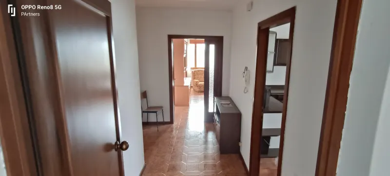Vendesi Appartamento · foto 3
