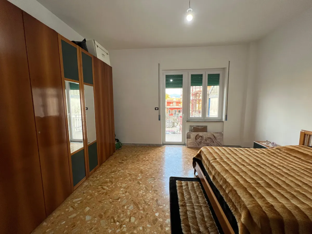 Appartamento con posto auto · foto 15
