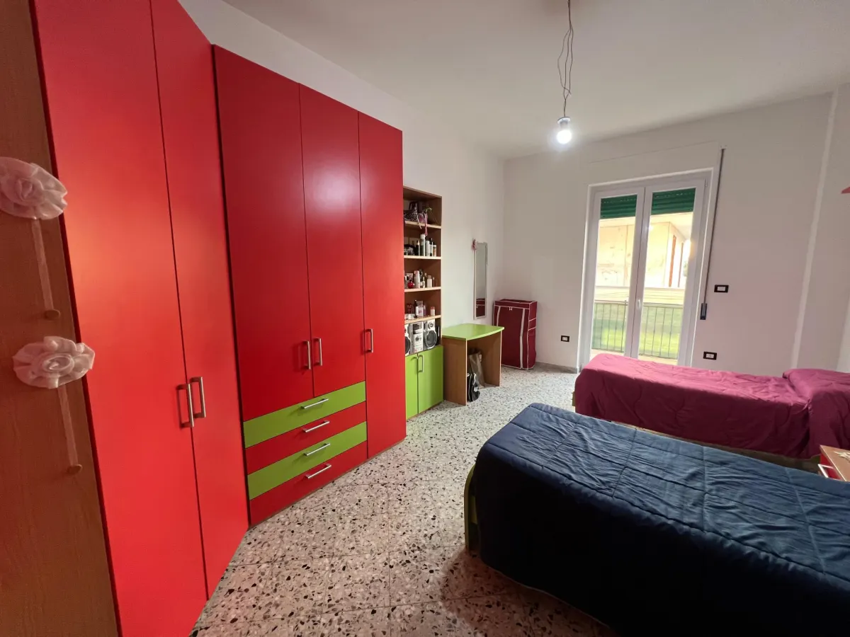 Appartamento con posto auto · foto 18