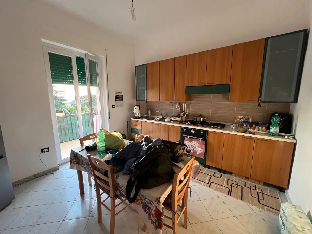 Appartamento con posto auto · foto 8