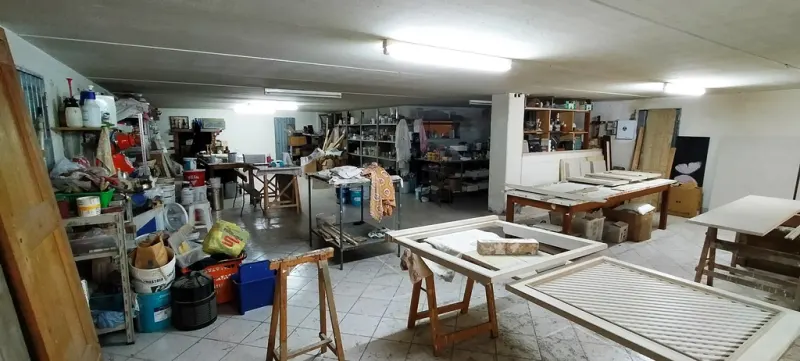 Capannone con piazzale e appartamento · foto 5