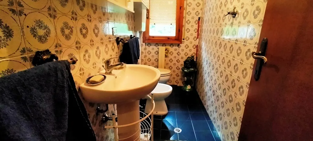 Appartamento in palazzina anni settanta con ascensore · foto 15