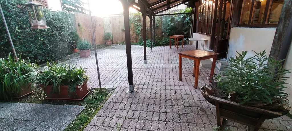 Ristorante attrezzato con forno a legna e Spazio Esterno · foto 11