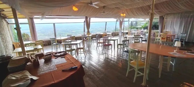 Ristorante con terrazza panoramioca · foto 2