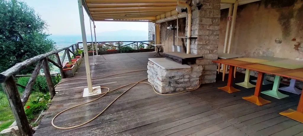 Ristorante con terrazza panoramioca · foto 6
