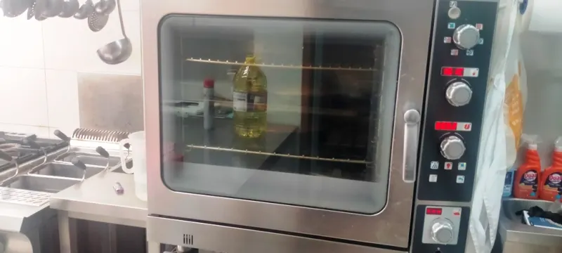 ristorante con attrezzatura 46 posti interni · foto 3