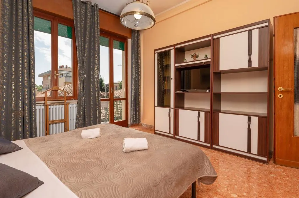 Centrale Attico 6 posti letto uso B&B e locazioni turistiche · foto 13