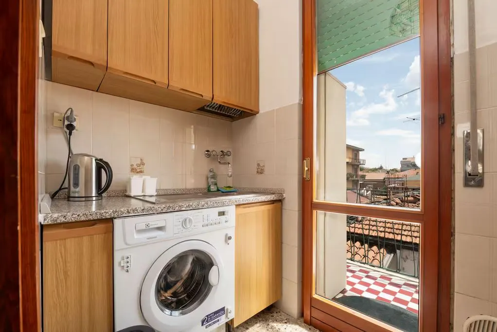 Centrale Attico 6 posti letto uso B&B e locazioni turistiche · foto 6