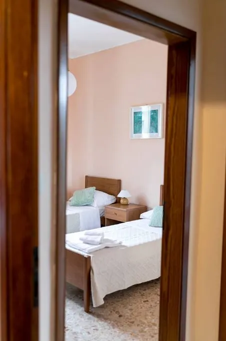 Centrale Attico 6 posti letto uso B&B e locazioni turistiche · foto 9