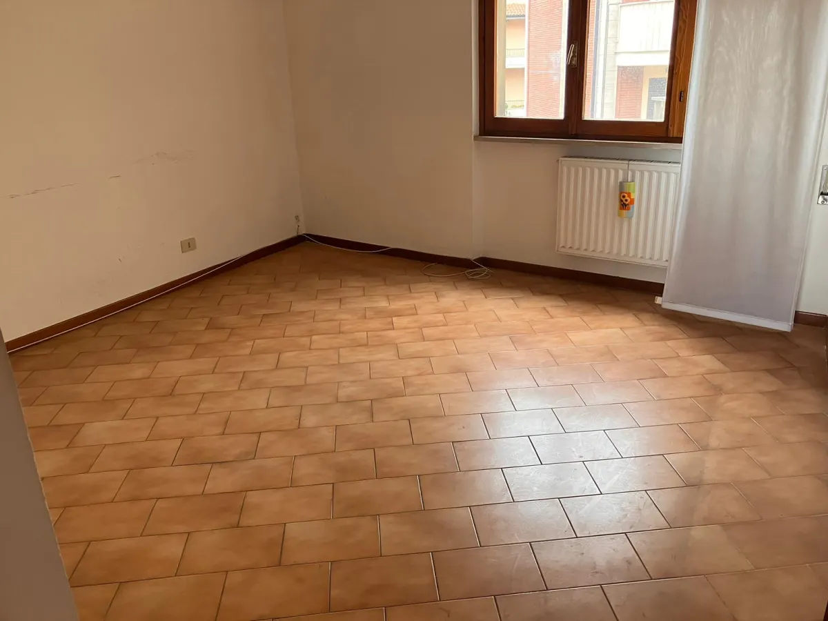 Latina appartamento di ampia metratura con grande terrazzo · foto 12