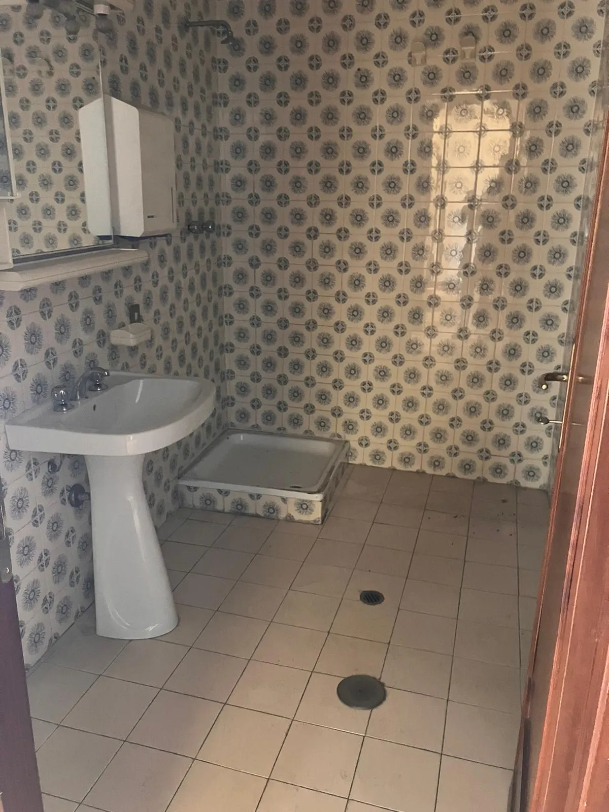 Latina appartamento di ampia metratura con grande terrazzo · foto 13