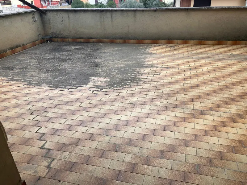 Latina appartamento di ampia metratura con grande terrazzo · foto 3
