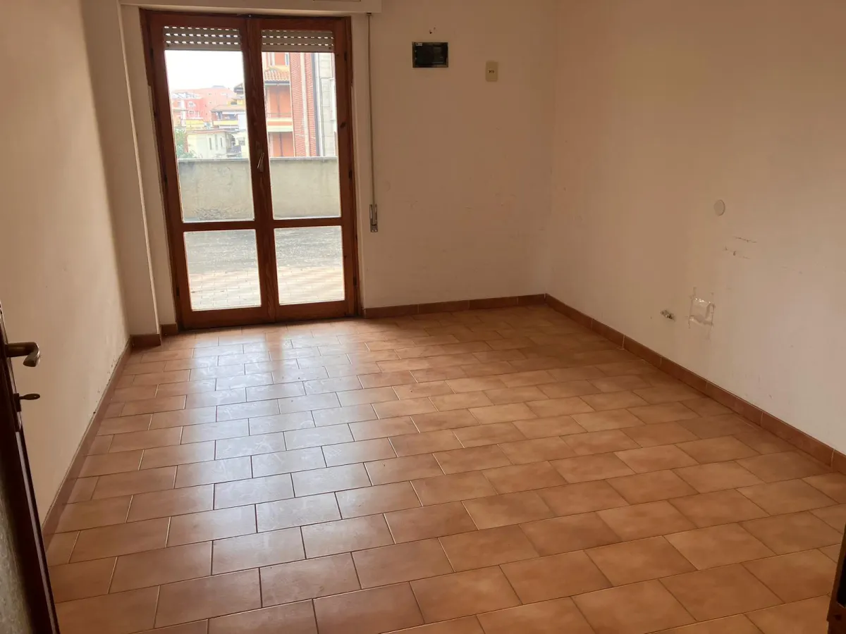 Latina appartamento di ampia metratura con grande terrazzo · foto 6