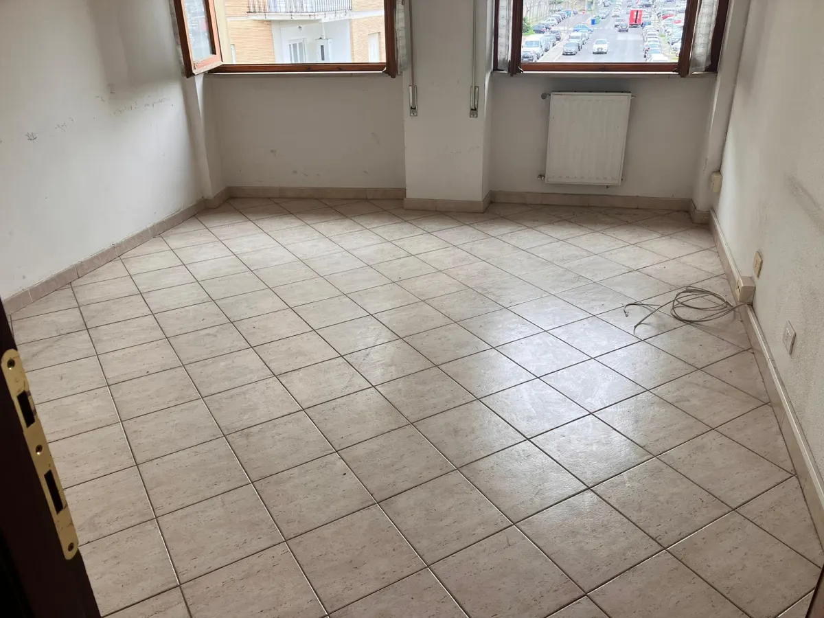 Latina appartamento di ampia metratura con grande terrazzo · foto 8