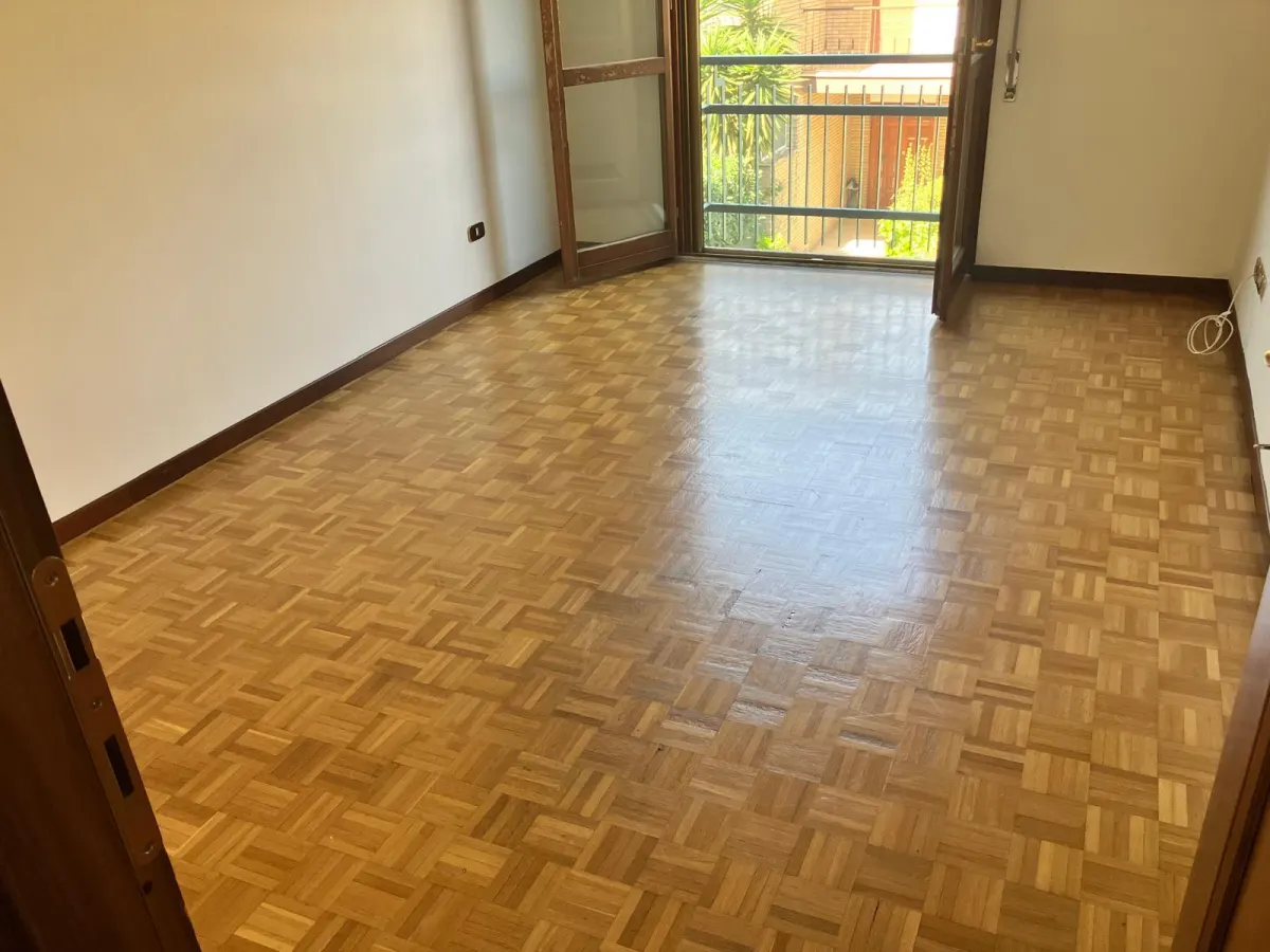 Latina centro appartamento di ampia metratura · foto 18