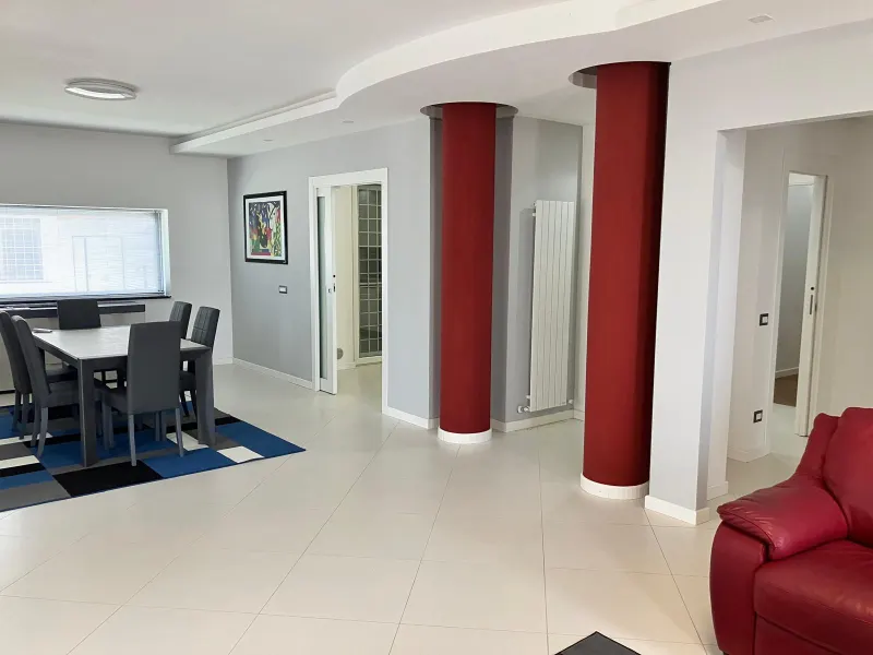 Latina VILLA UNIFAMILIARE in affitto · foto 2
