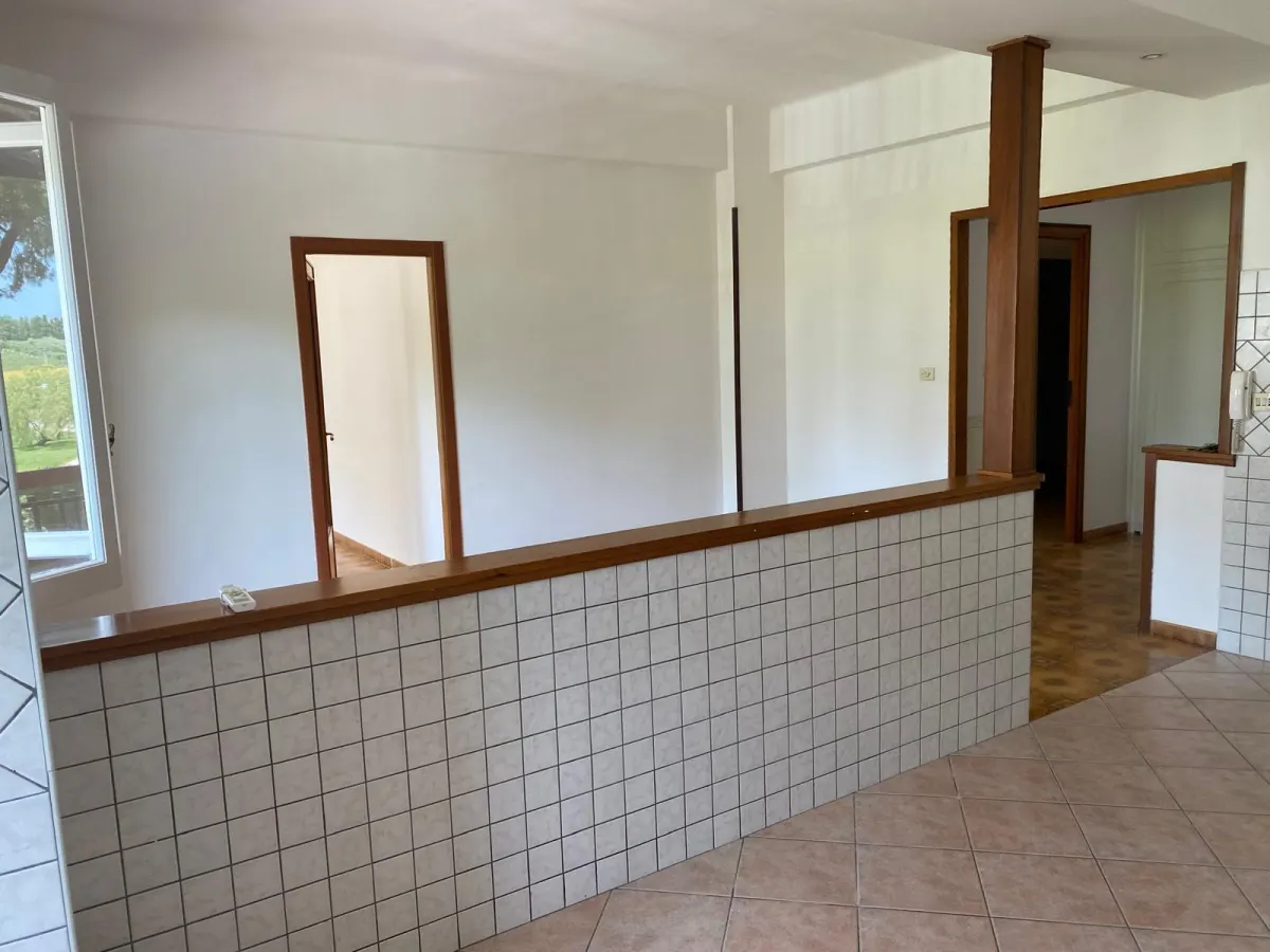 Cisterna appartamento di mq 120 ca. in piccola palazzina · foto 7