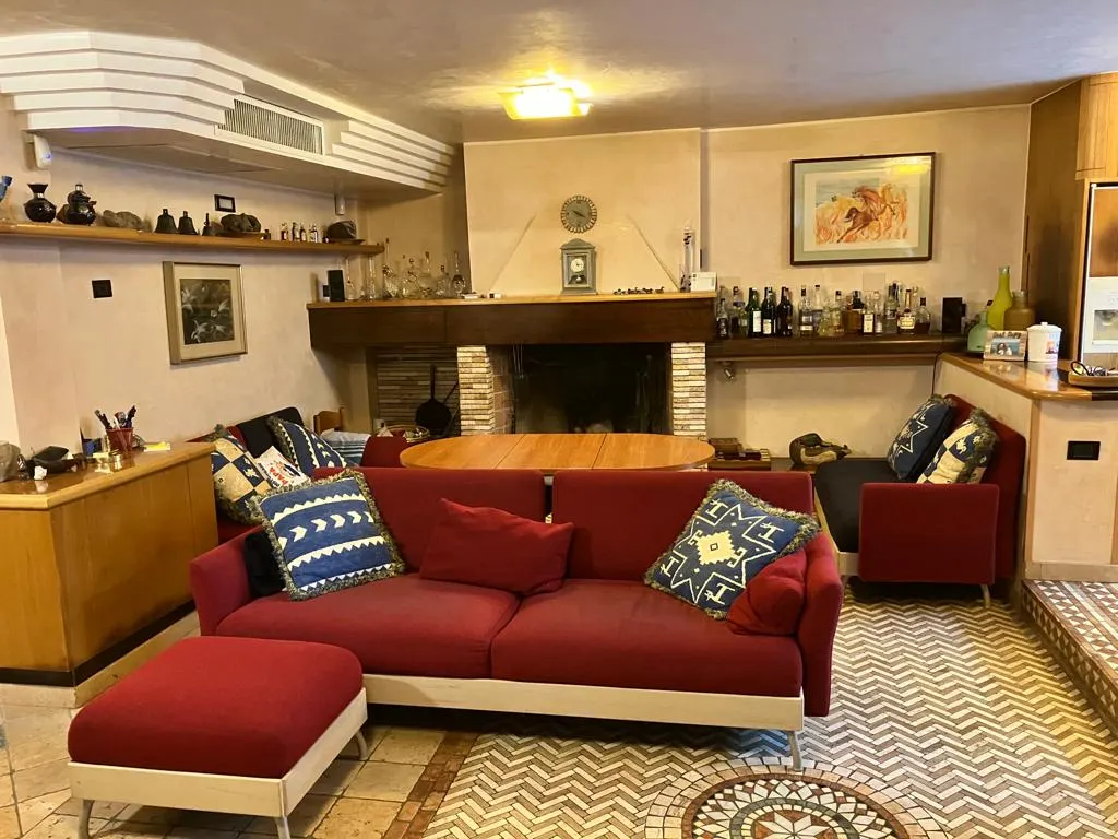 Latina, lottizzazione Cucchiarelli, rifinita VILLA · foto 27