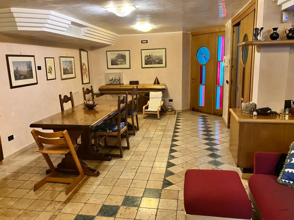 Latina, lottizzazione Cucchiarelli, rifinita VILLA · foto 28