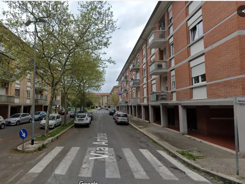Latina centro appartamento di ampia metratura · foto 2