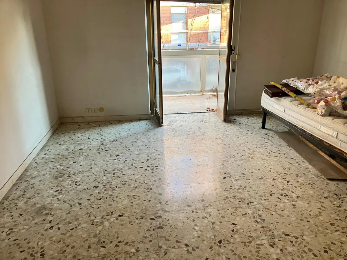 Latina centro appartamento di ampia metratura · foto 6