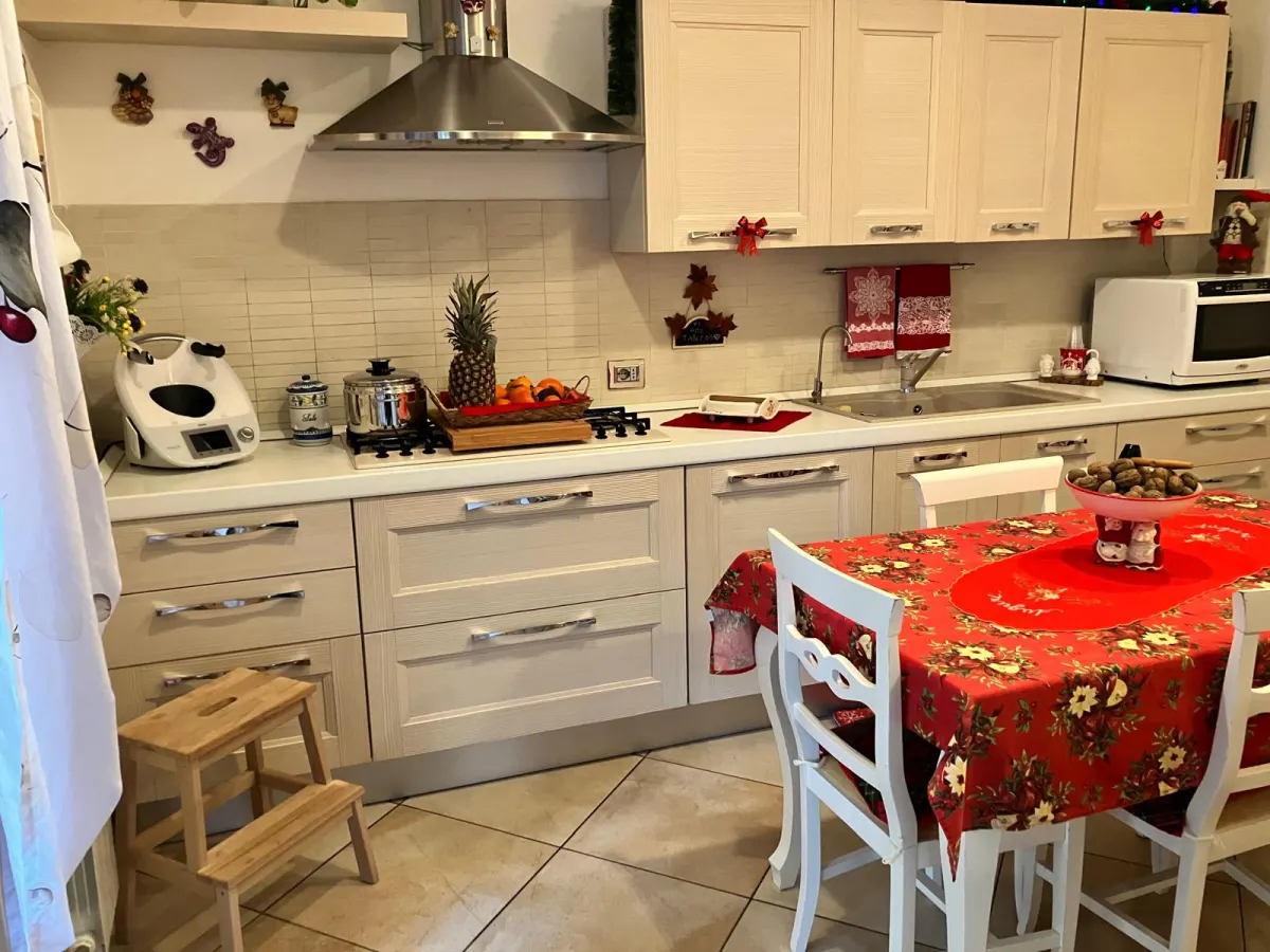 Latina Scalo appartamento CON GRANDE GIARDINO · foto 9