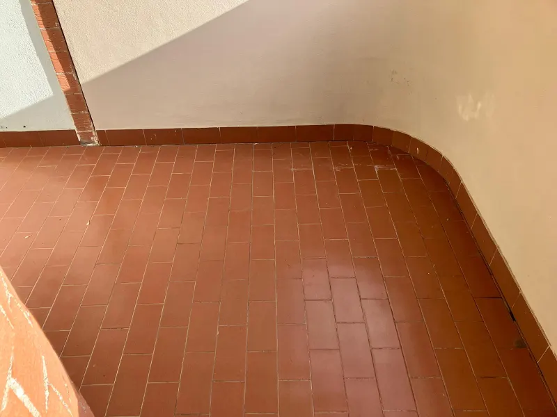 Latina zona Q4, appartamento di ampia metratura con 3 camere · foto 3