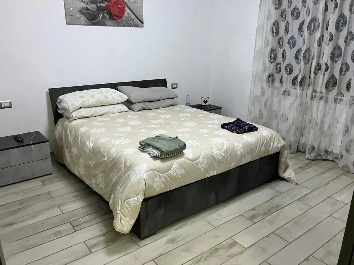 Latina semicentrale appartamento con 3 camere RISTRUTTURATO · foto 15