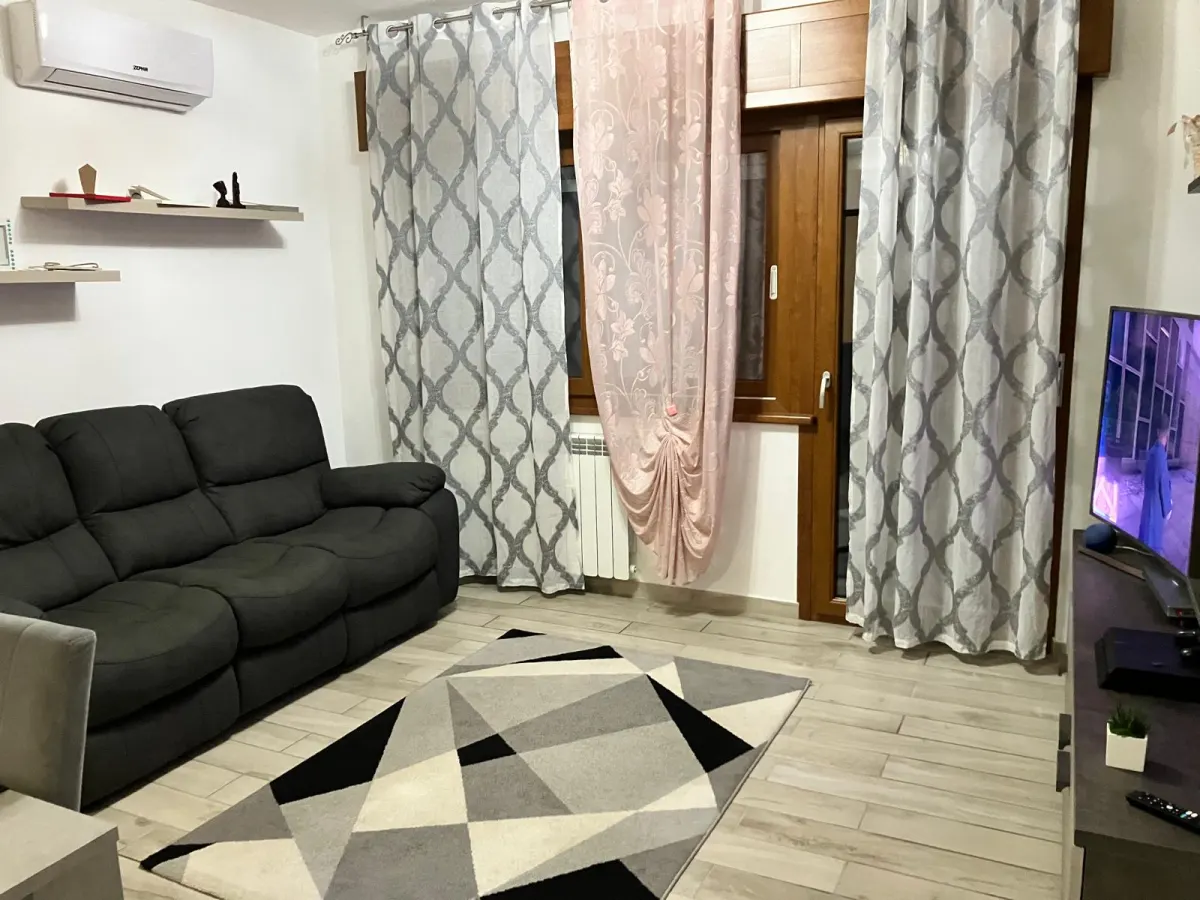 Latina semicentrale appartamento con 3 camere RISTRUTTURATO · foto 7