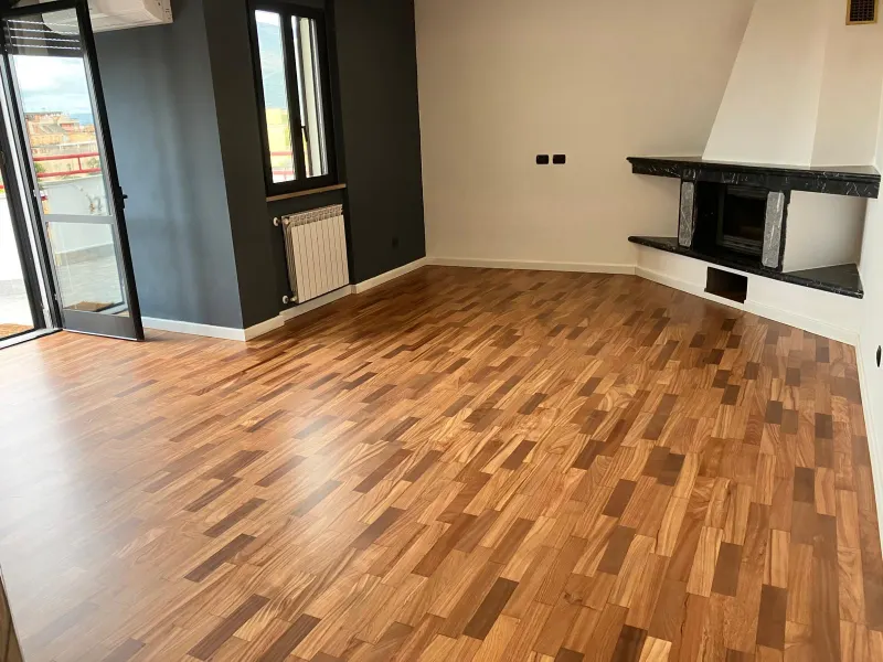 Latina Scalo ATTICO con 3 camere E GRANDE BALCONE a Latina