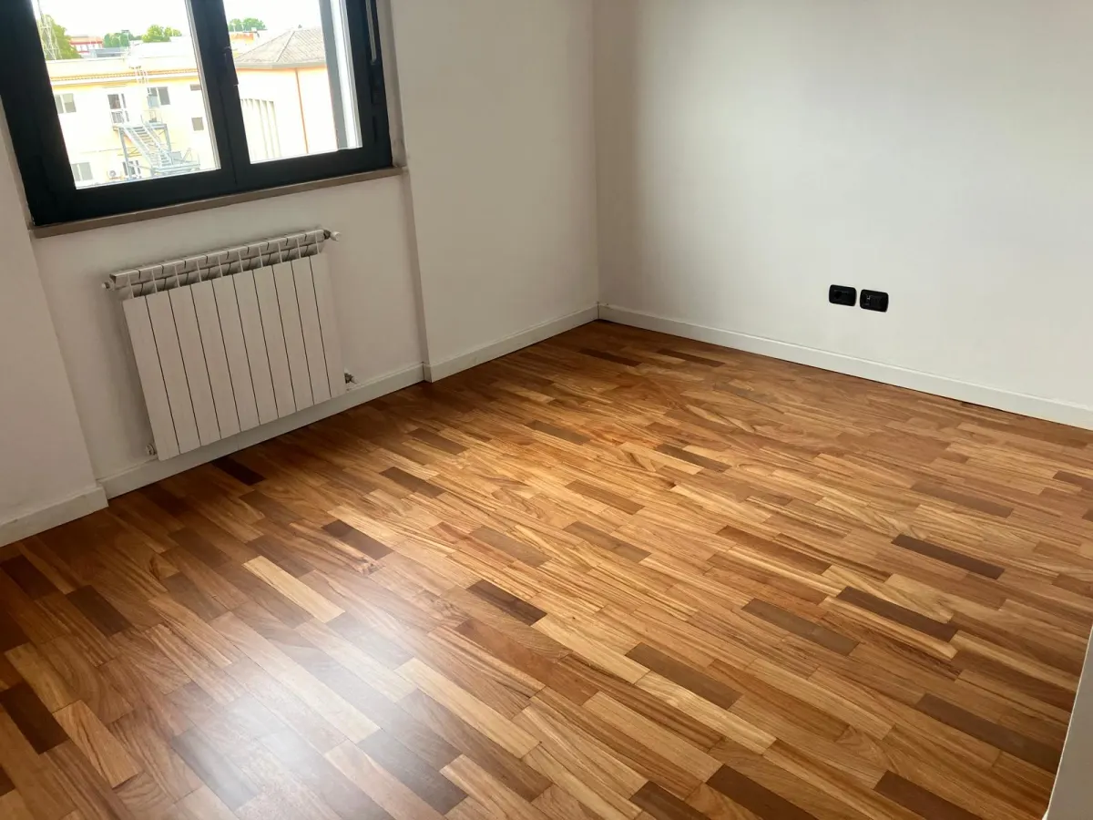 Latina Scalo ATTICO con 3 camere E GRANDE BALCONE · foto 13