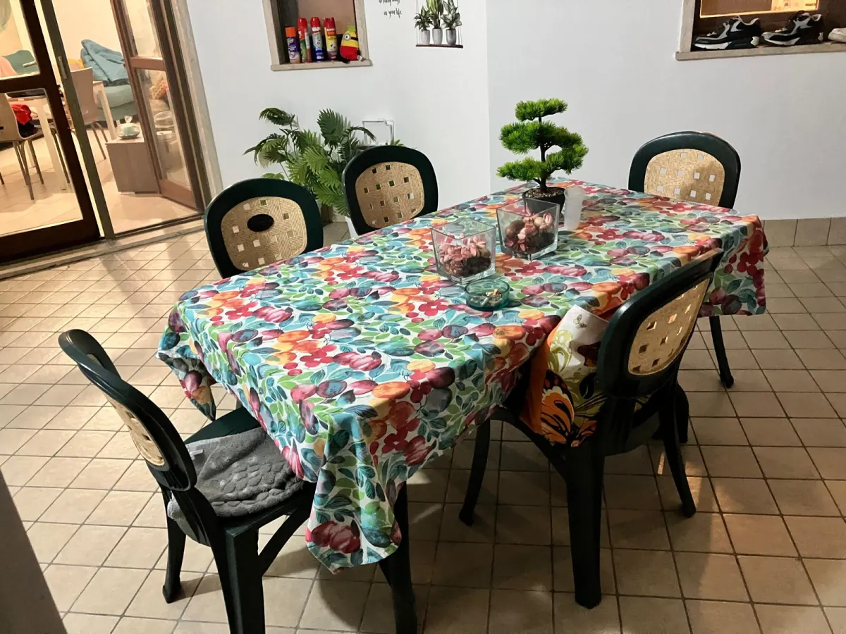 Latina, zona Piccarello, appartamento con grande balcone · foto 15