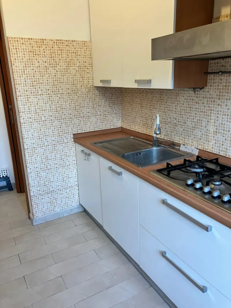 Latina centro appartamento in ottimo stato · foto 3