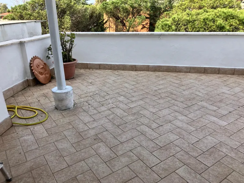 Zona Morbella ATTICO con 2 camere e GRANDE TERRAZZO · foto 4