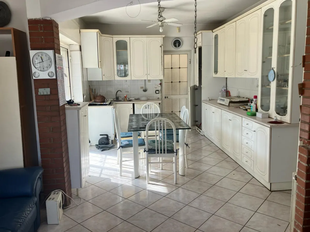 Latina villa di ampia metratura con Giardino di mq 400 ca. · foto 17