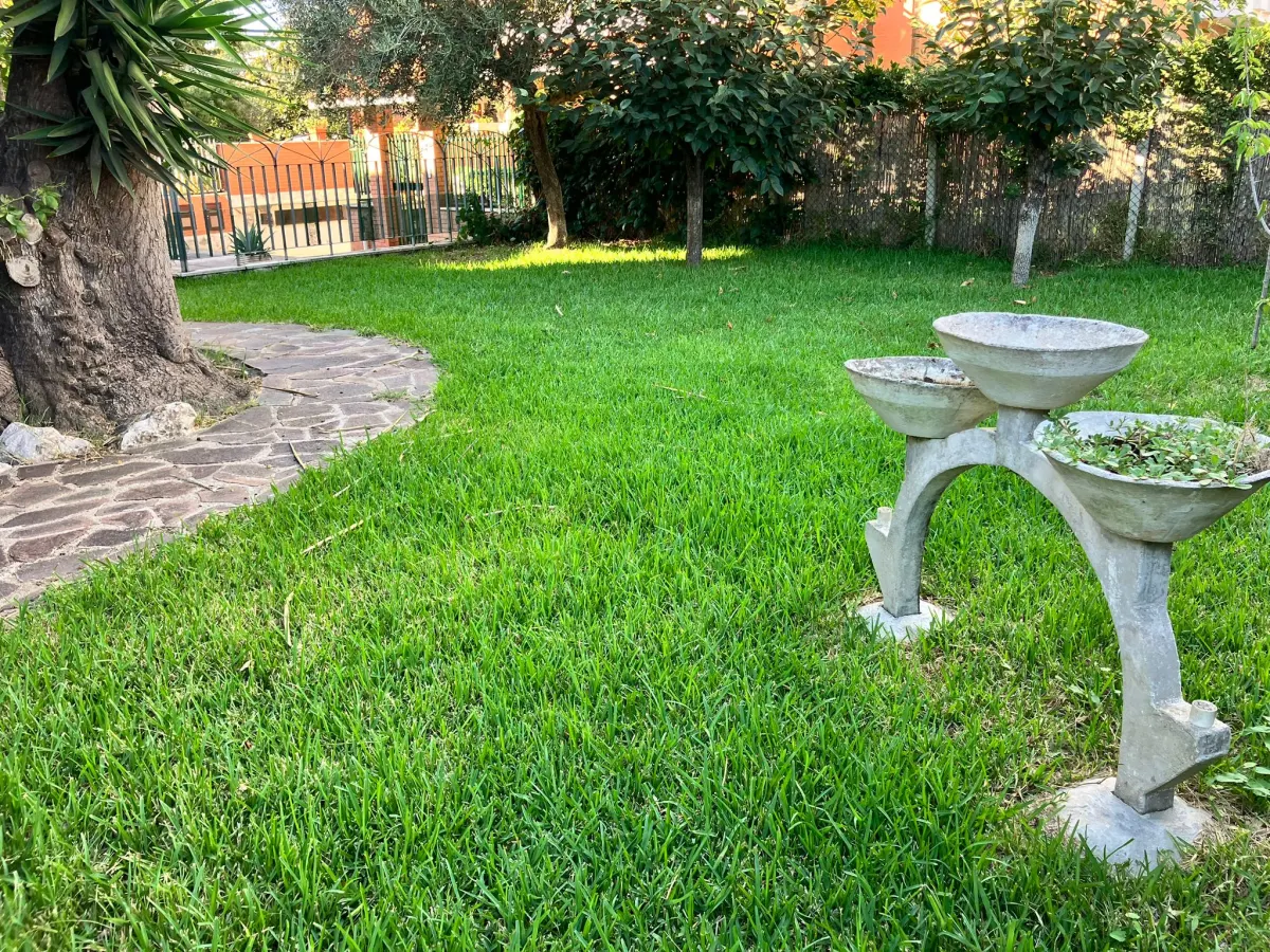 Latina villa di ampia metratura con Giardino di mq 400 ca. · foto 9