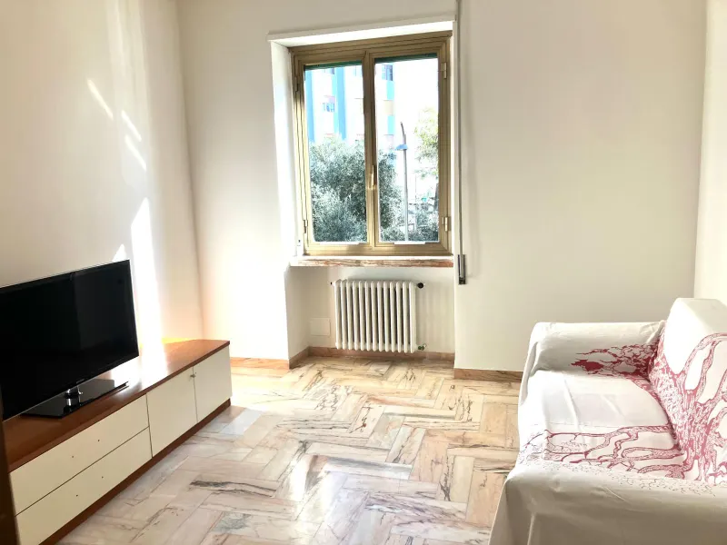 Appartamento a Latina ad un passo da Piazza del POPOLO · foto 2