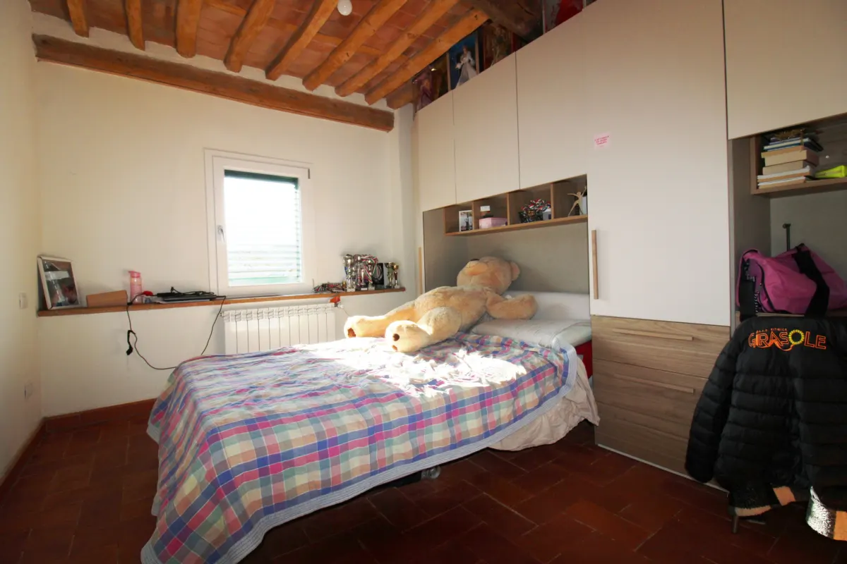 TERRATETTO RISTRUTTURATO con CORTE PRIVATA! · foto 18