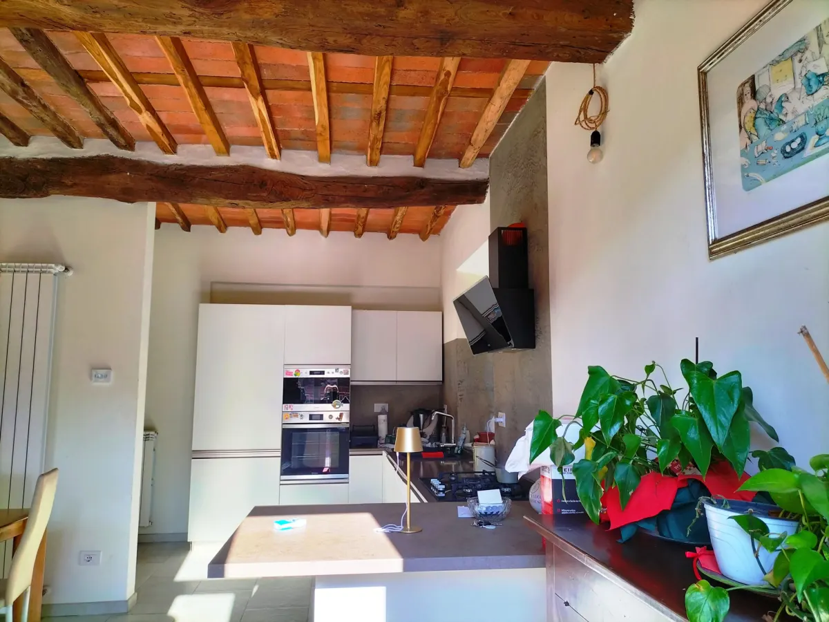 TERRATETTO RISTRUTTURATO con CORTE PRIVATA! · foto 9